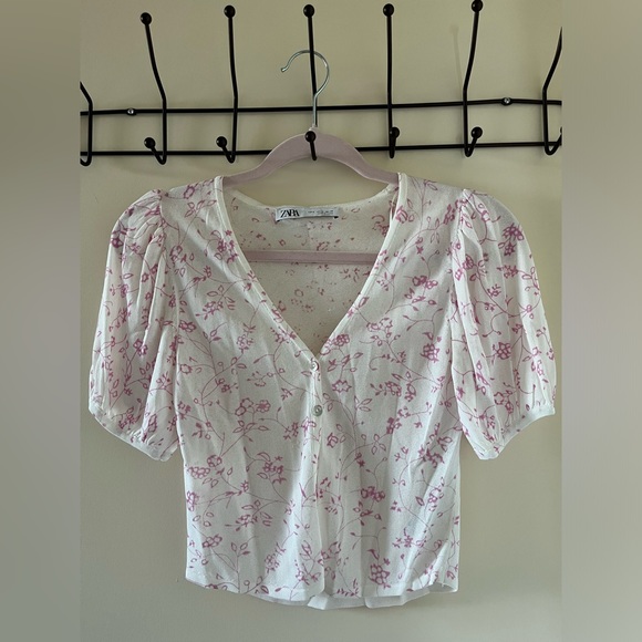 Zara floral top 🌸 - Picture 1 of 4